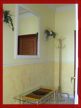 Royal Villa Balatonfred 017.JPG
